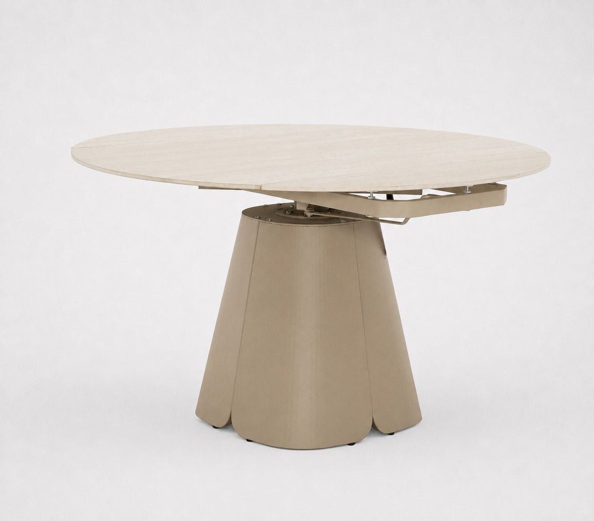 7015 Extendable Dining Table