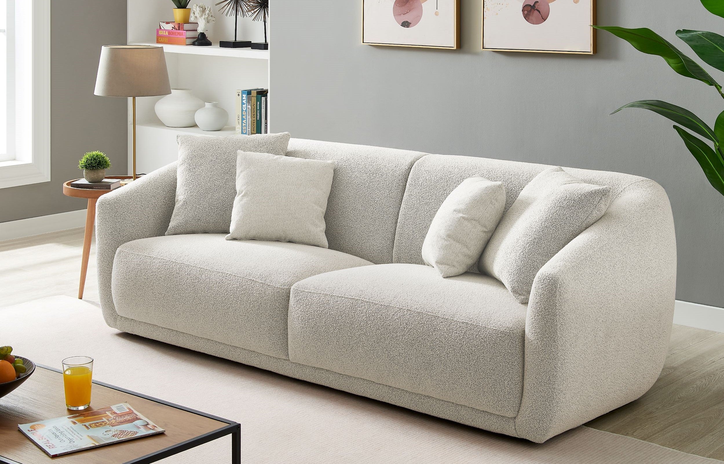Stavelle Sofa