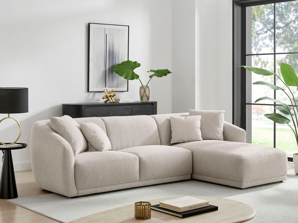 Stavelle Sofa
