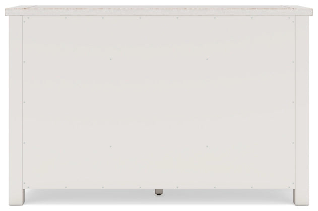 Robbinsdale Dining Room Server