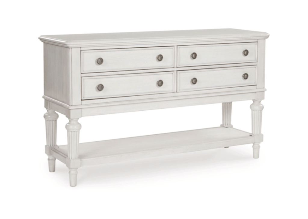 Montelaine Dining Room Server